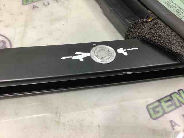 95B845114 PORSCHE Стекло-форточка двери задней правой купить в Сумы