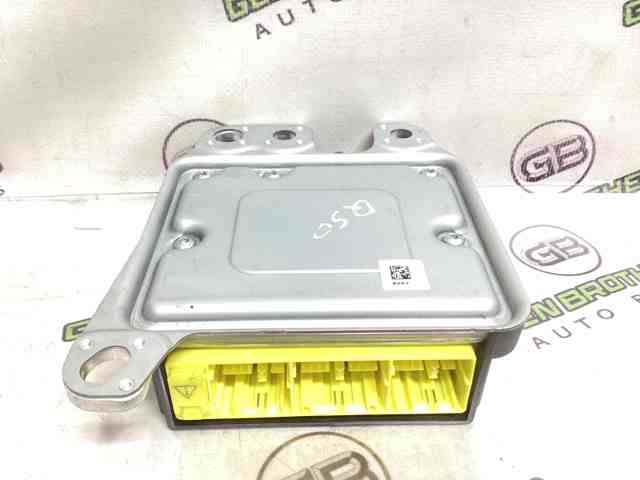 Блок управления airbag 988204HB0A NISSAN