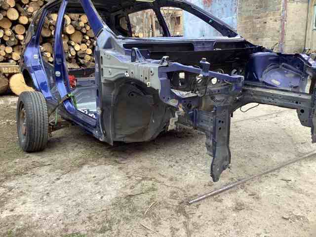 F41204BAMA NISSAN Арка крыла переднего правого купить в Черновцы