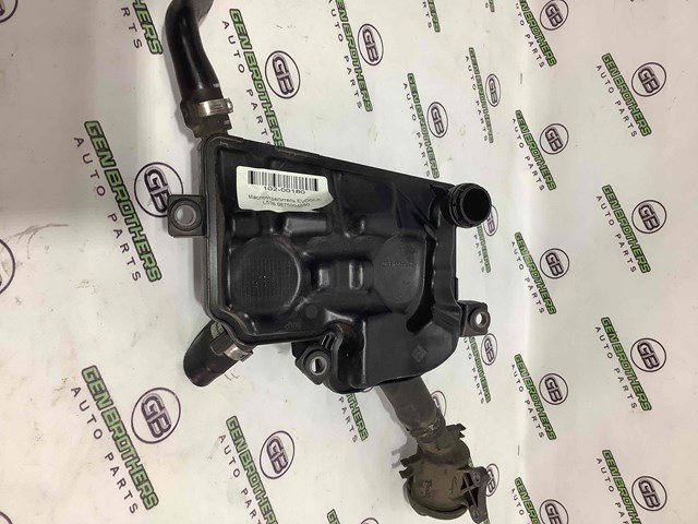 Маслоотделитель картерных газов LR003188 LAND ROVER