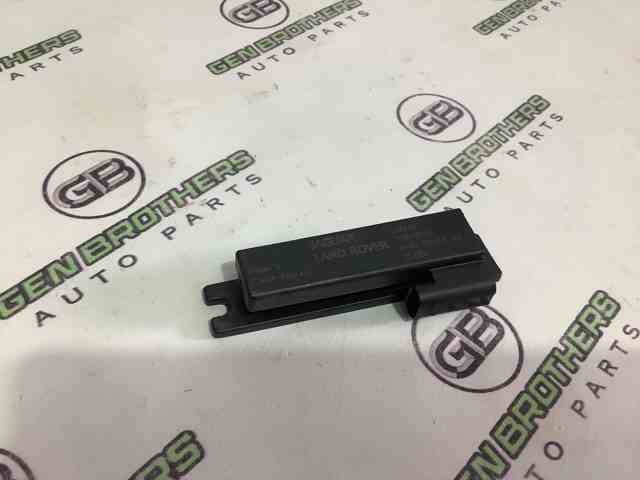 Антенна автомобильная LR012709 LAND ROVER