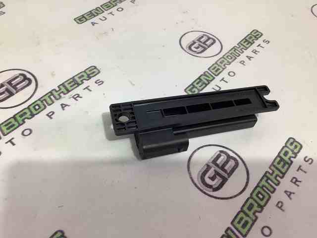 LR012709 LAND ROVER Антенна купить в Ровно