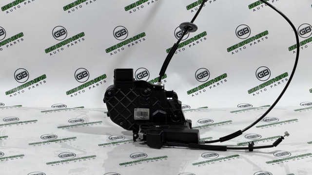 Замок передней левой двери LR014101 LAND ROVER