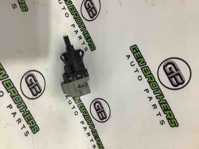 Жабка LR032956 LAND ROVER
