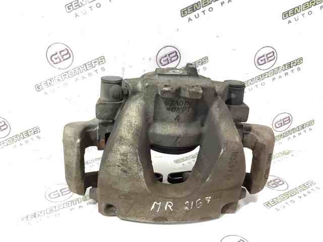 Суппорт тормозной передний правый LR061369 LAND ROVER