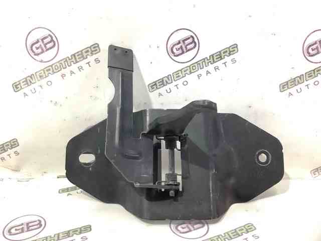 Стояк-крюк замка капота LR073063 LAND ROVER