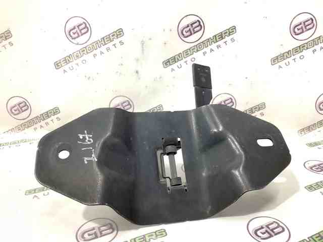 LR073063 LAND ROVER Стояк-крюк замка капота купить в Черкассы
