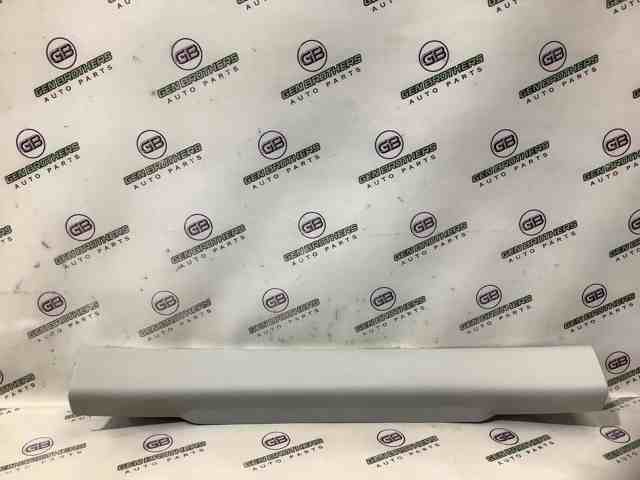 Обшивка ляды LR077095 LAND ROVER