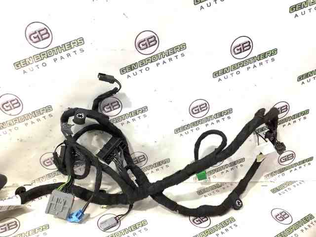 LR085731 LAND ROVER купить в Львов