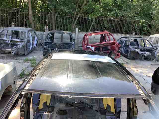 LAND ROVER LR087230 Крыша в наличии Тернополь