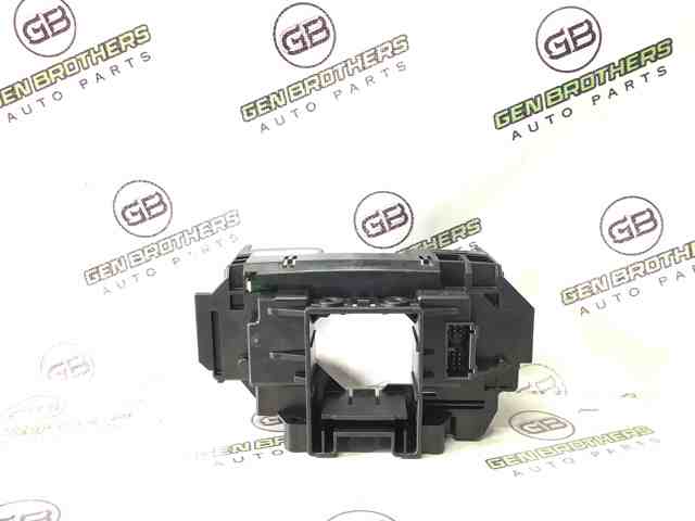 LR090991 LAND ROVER Переключатель подрулевой, центральная часть купить в Черкассы