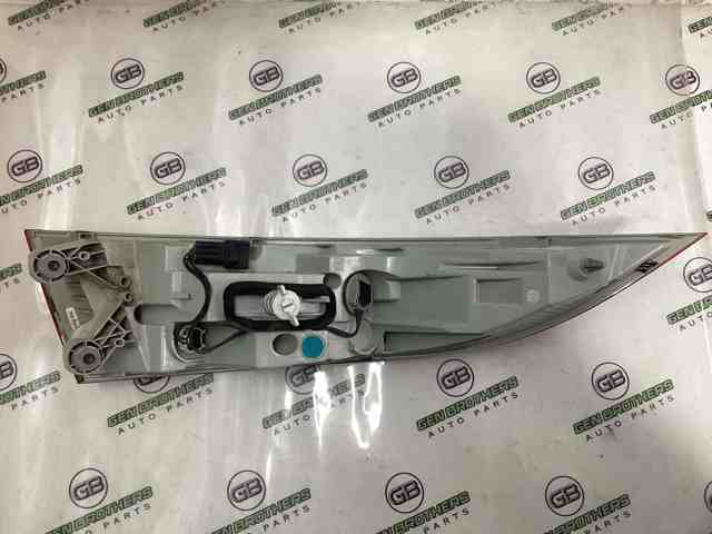 T2H22638 JAGUAR Фонарь задний правый внешний купить в Чернигов