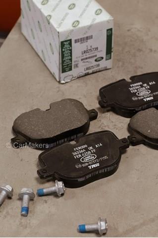 LR025739 LAND ROVER Колодки тормозные задние дисковые купить в Николаев