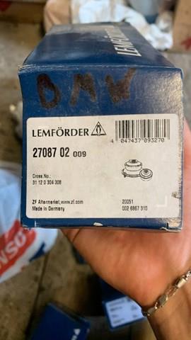 Сайлентблок нижнего переднего рычага 27087 LEMFORDER