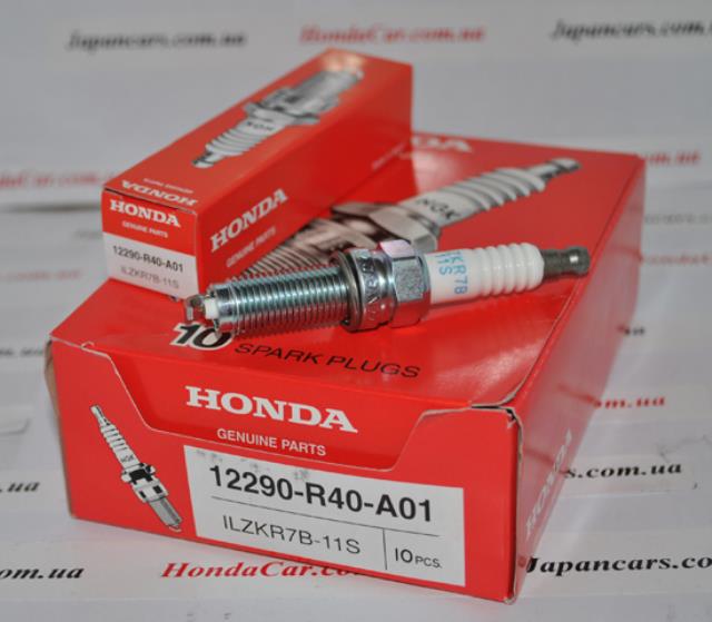 Свеча зажигания Honda 12290R40A01