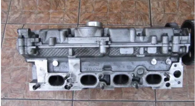 1001005 Volvo 