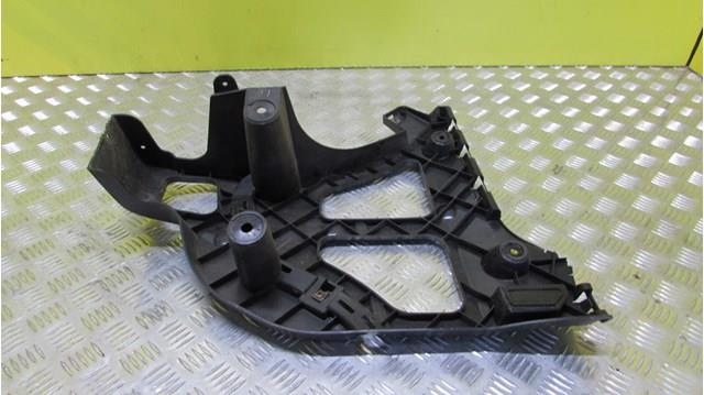 Soporte de parachoques trasero exterior derecho 51127158446 BMW