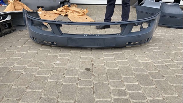 5M0807221CGRU VAG Бампер передний в сборе