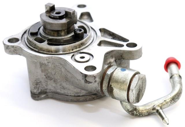 Вакуумный насос SH1518G00A Mazda