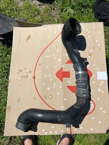 Manguito intercooler izquierdo 13717582314 BMW