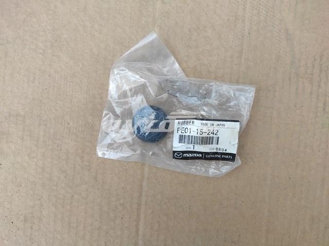 Подушка кріплення радіатора верхня PE0115242 MAZDA