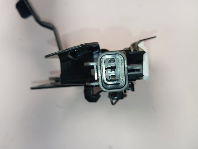 Замок крышки капота Hyundai/Kia 81130AT000
