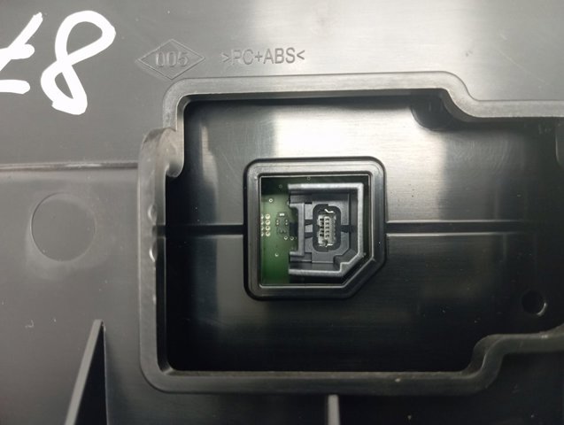 688301818R Renault (RVI) 
