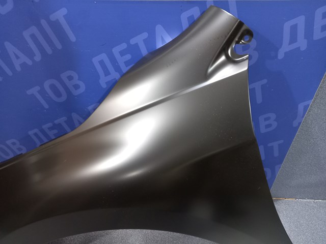 Крыло левое Signeda PSB10035BL