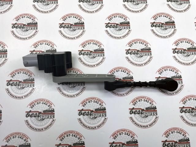 Sensor, nivel de suspensión neumática, delantero LR023649 LAND ROVER