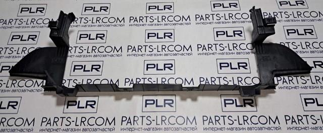 Нижний дефлектор радиатора LR058475 Land Rover