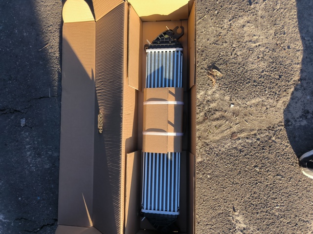 Интеркулер 45K2J81 Polcar