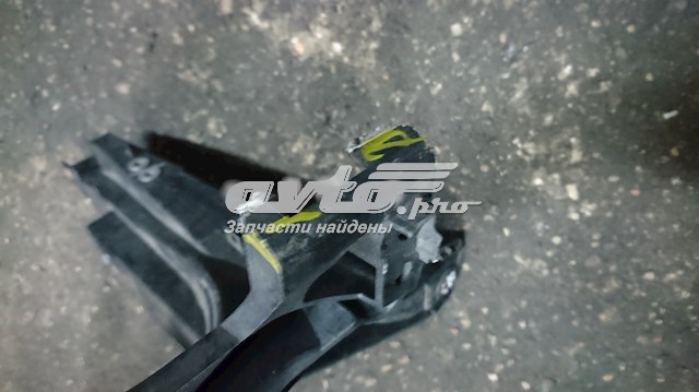 Soporte para guardabarros delantero, izquierdo superior 51657157989 BMW