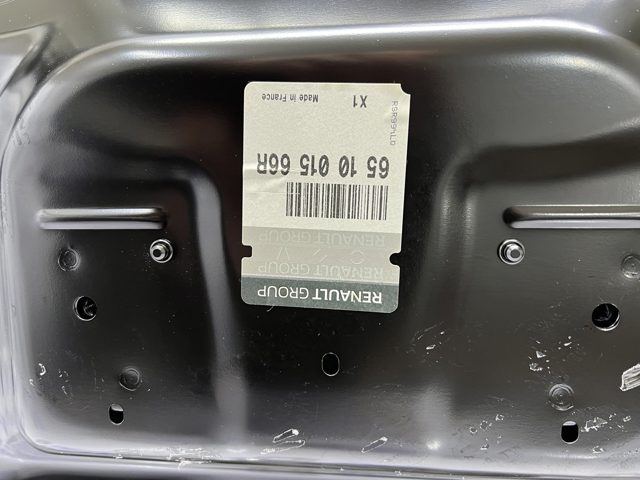 651001566R Renault (RVI) Капот