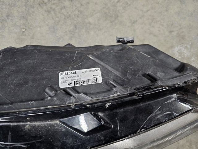 Купить T2H57021 Jaguar Фара основная правая