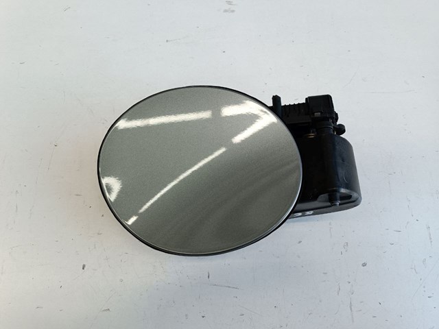 Лючок бензобака LR025079 Land Rover