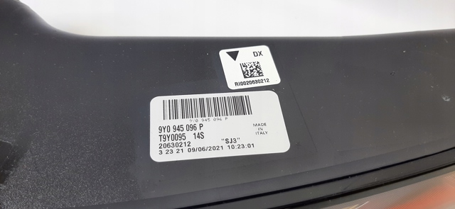 Фара задняя правая внешняя Porsche 9Y0945096P цена, от 145.70 USD