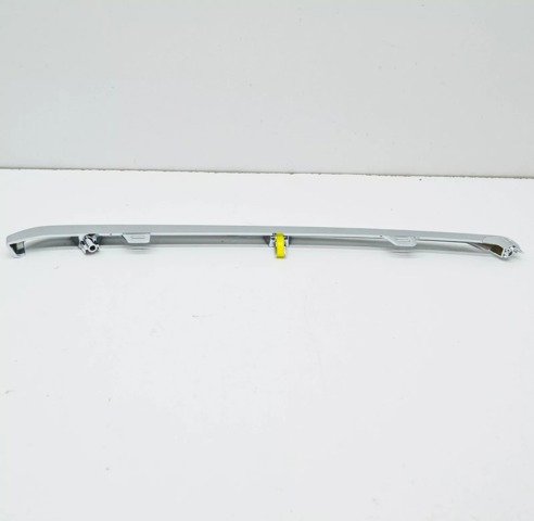 Молдинг бампера переднего правый GBVG50121 Mazda