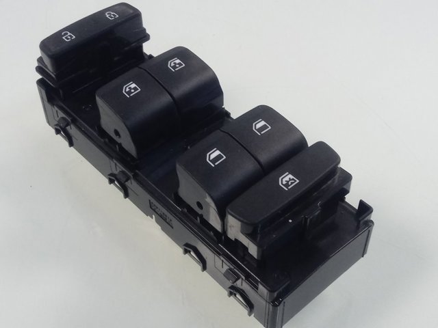 93571N73004X Hyundai/Kia Кнопка включения мотора стеклоподъемника передняя левая