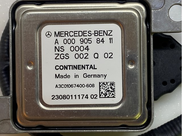 Датчик оксидів азоту NOX, задній A0009058411 MERCEDES