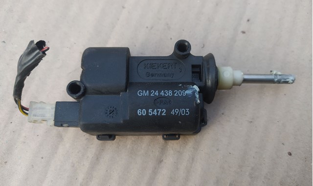 24438209 GM Motor tapa combustible original y equivalente