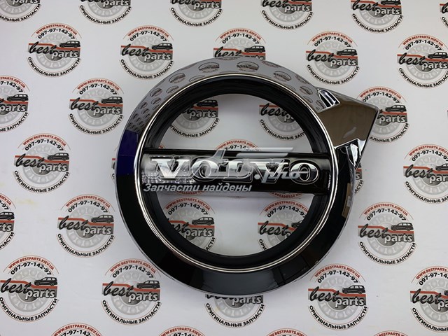 Эмблема решетки радиатора 31383645 Volvo