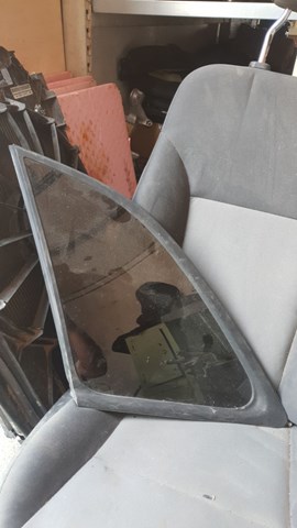 Стекло багажника, левое Hyundai/Kia 878101U000 цена, от 42.37 USD