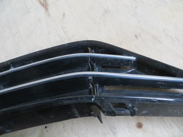 Rejilla de ventilación, parachoques delantero, central 561853671FFOD VAG