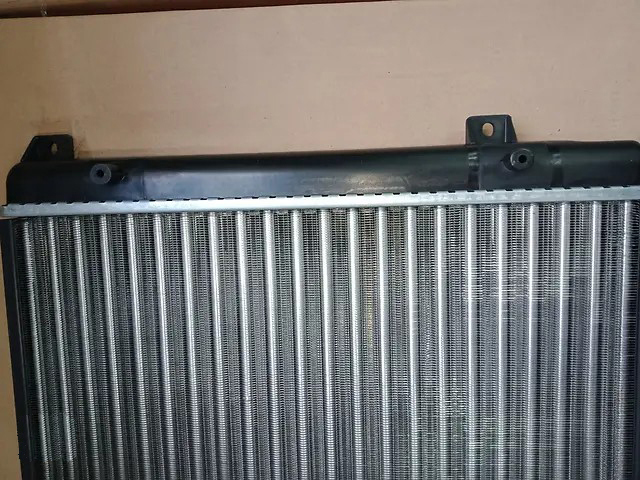 Радиатор охлаждения двигателя Polcar 955508A1 цена, от 40.14 USD