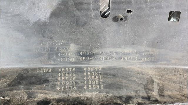 Передний бампер 5211948953 Toyota