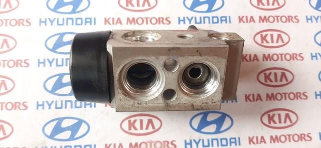  Hyundai/Kia F108CK8AD02