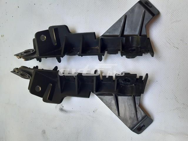 Кронштейн бампера переднего правый LR099404 Land Rover