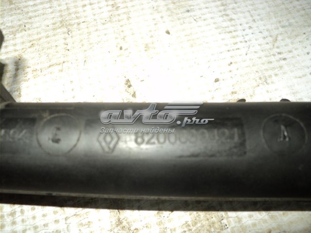 Горловина маслозаливна 8200639421 RENAULT