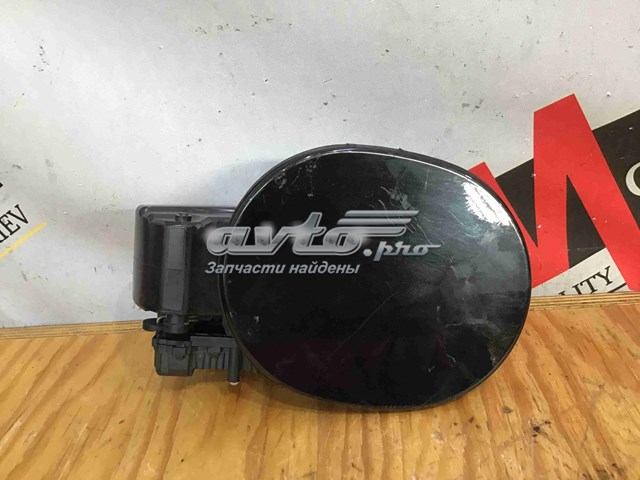 Корпус заливной горловины топливного бака LR077481 Land Rover