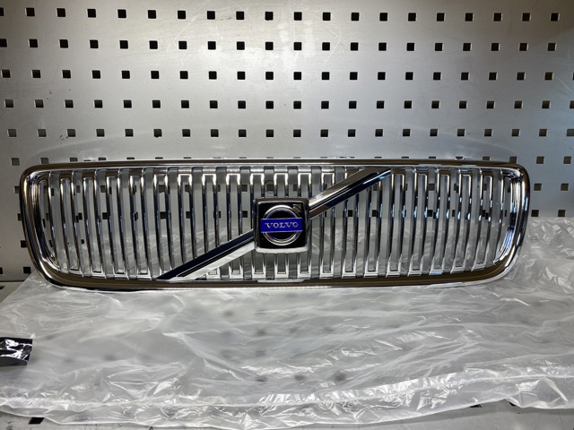 8693346 Volvo 